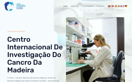 Website CIIC Madeira, Site institucional, no computador
